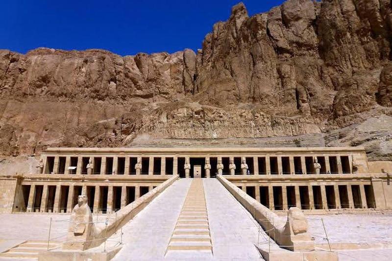 Jewel Of The Valley Howard Carter Hotel image