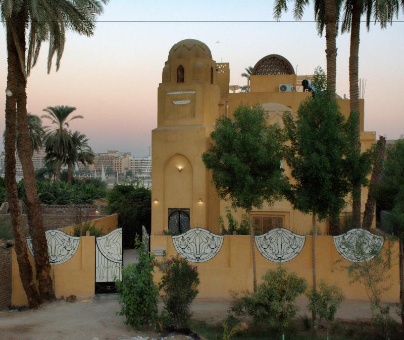 Jewel Of The Valley Howard Carter Hotel image