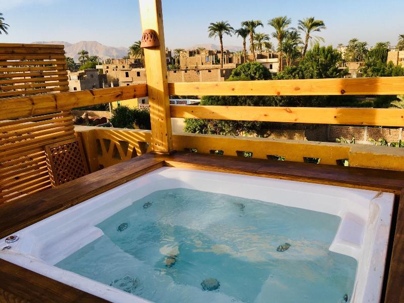 Jewel Of The Valley Howard Carter Hotel image