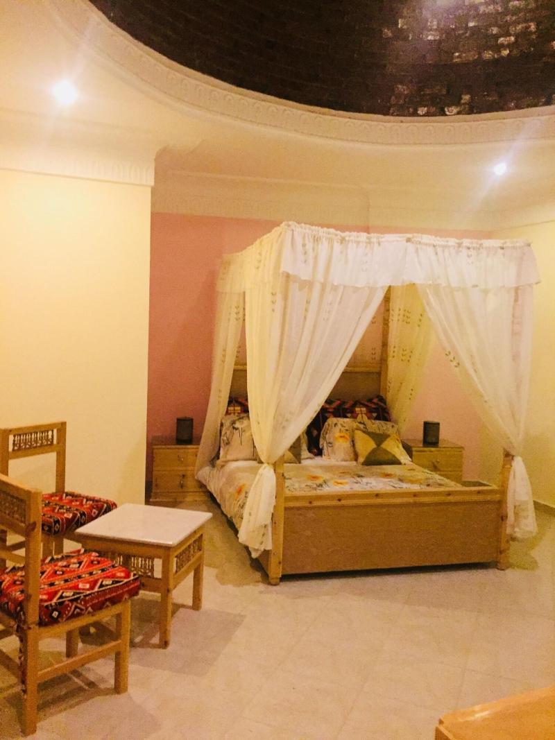 Jewel Of The Valley Howard Carter Hotel image