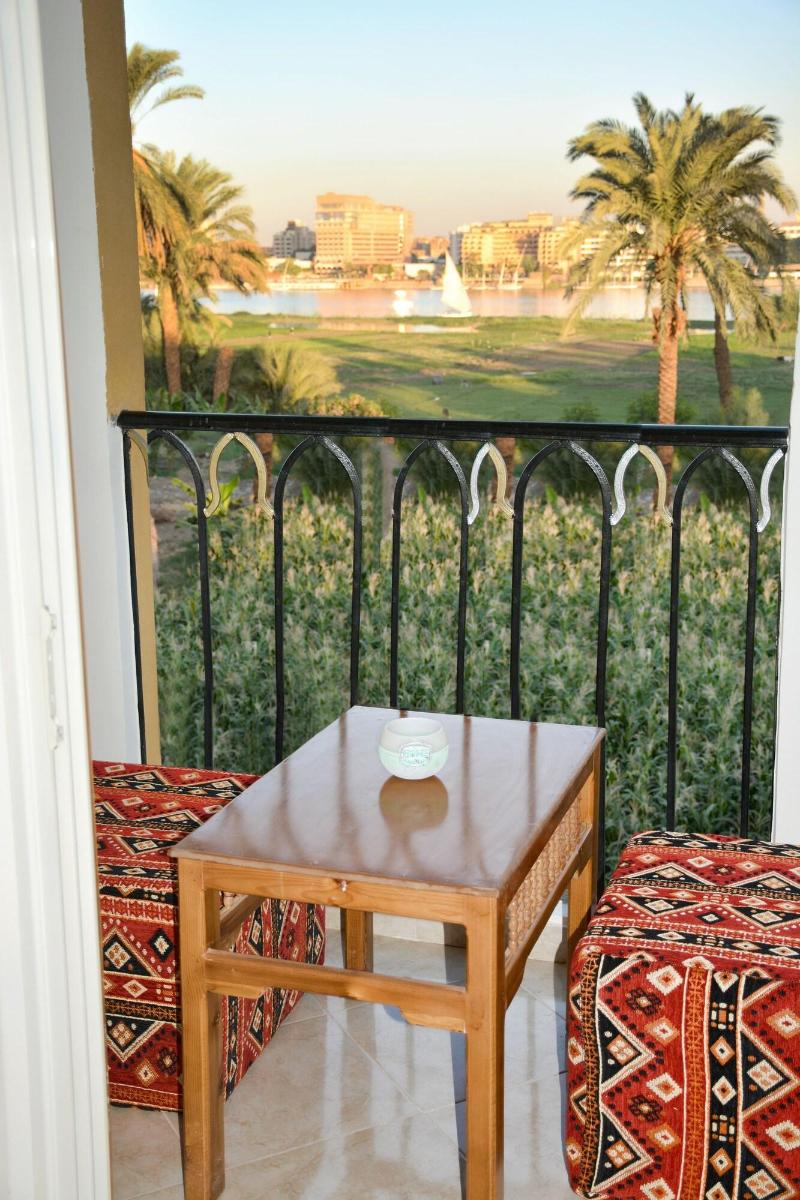 Jewel Of The Valley Howard Carter Hotel image
