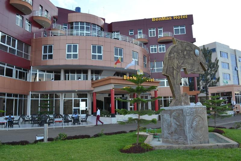 Benmas Hotel image