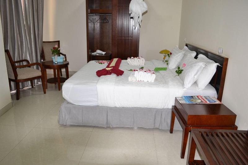 Benmas Hotel image