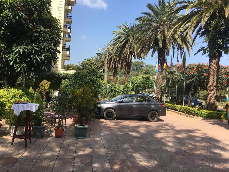 Jacaranda Hotel image