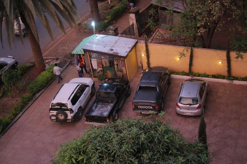 Jacaranda Hotel image