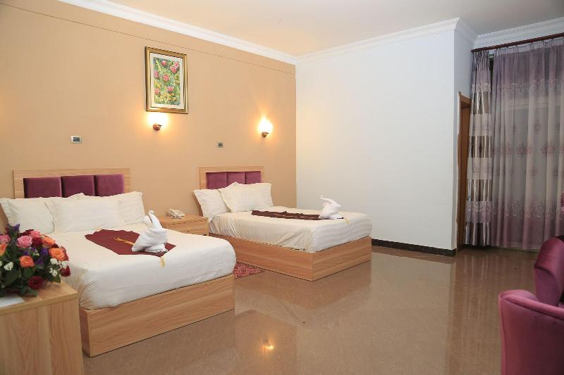 Jacaranda Hotel image