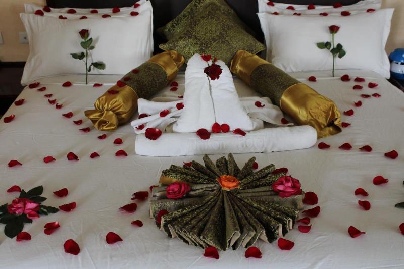 Unison Hotel And Spa image