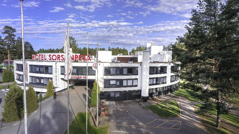 Hotel Sorsanpesä image