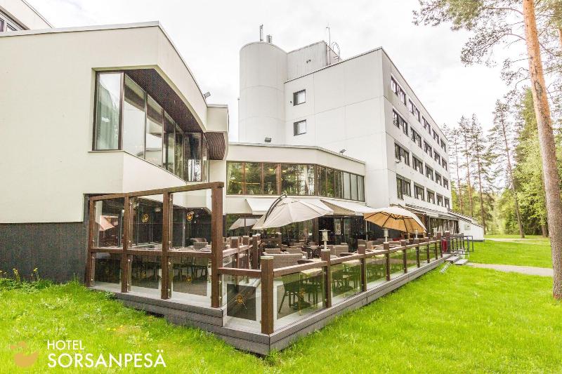 Hotel Sorsanpesä image