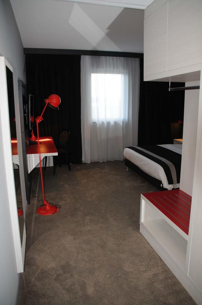 Hôtel des Lumières image