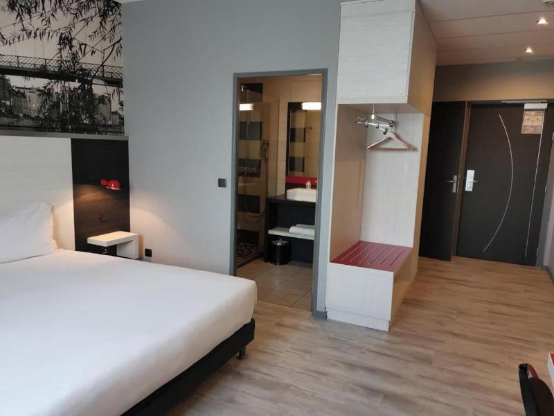 Hôtel des Lumières image