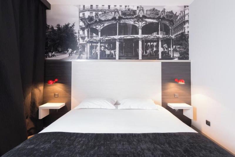 Hôtel des Lumières image