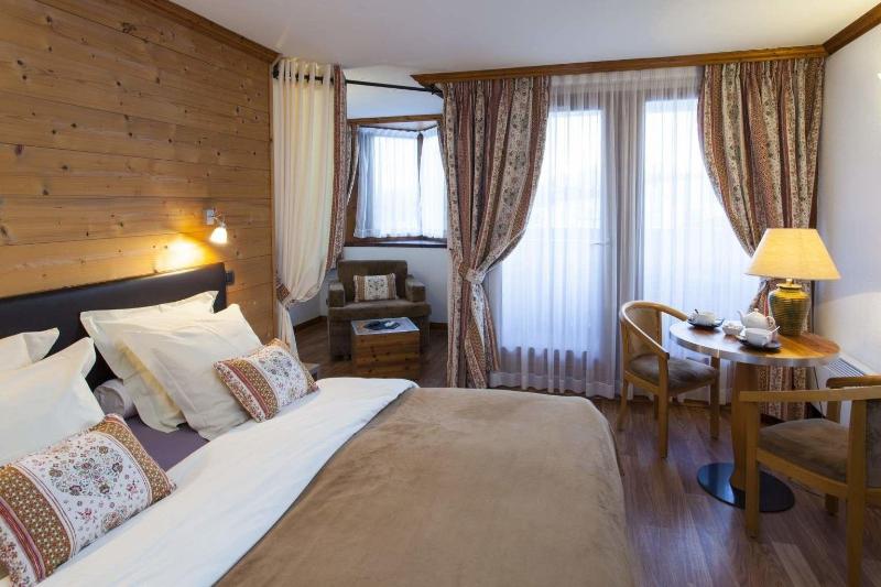 Hôtel Le Calgary image