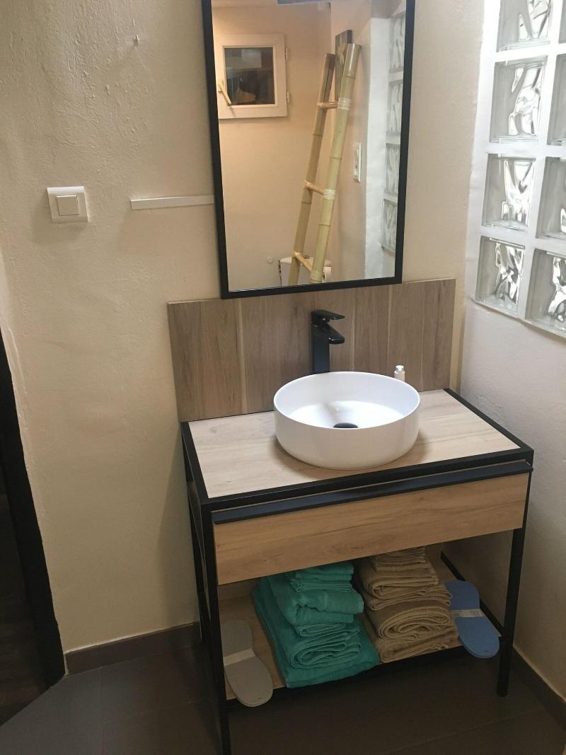 Nico Zen Home image