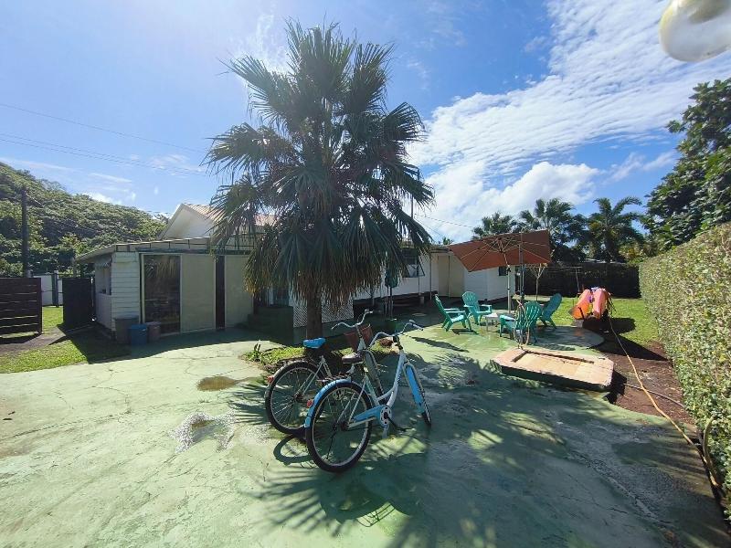 Te Ava Piti Lodge image