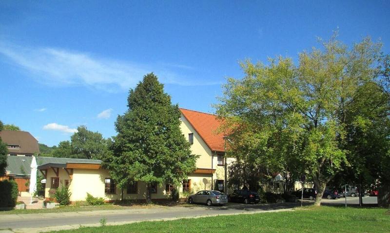 Hotel Zum Steinhof image