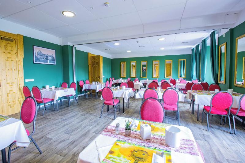 Hotel Schloss Nebra image