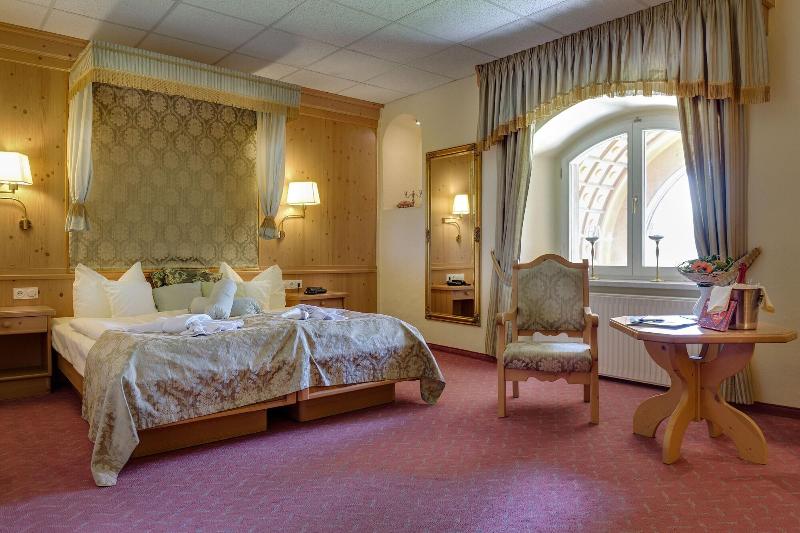 Hotel Schloss Nebra image