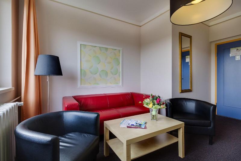 Hotel Schloss Nebra image