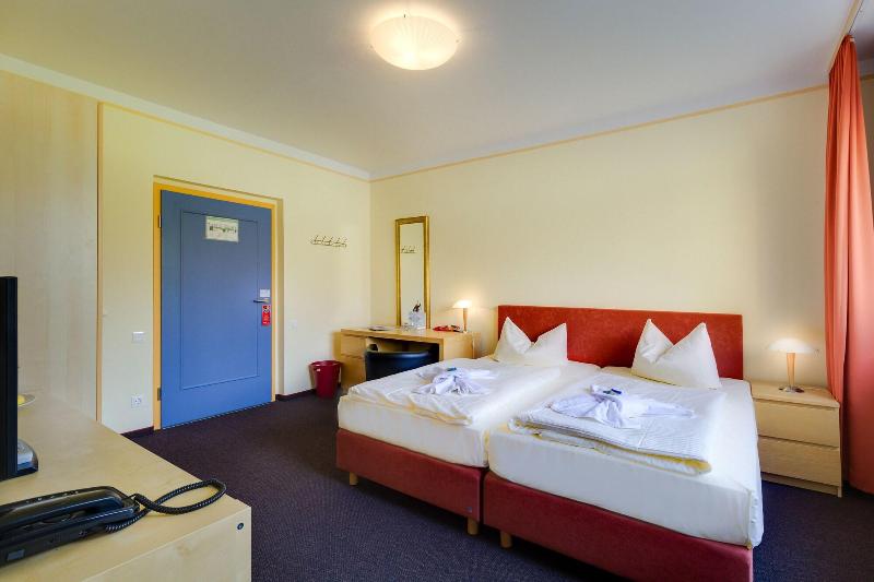 Hotel Schloss Nebra image
