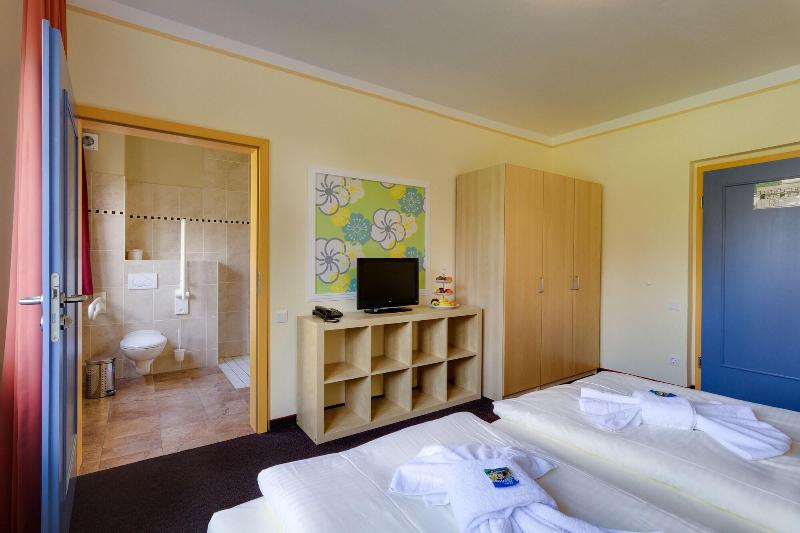 Hotel Schloss Nebra image