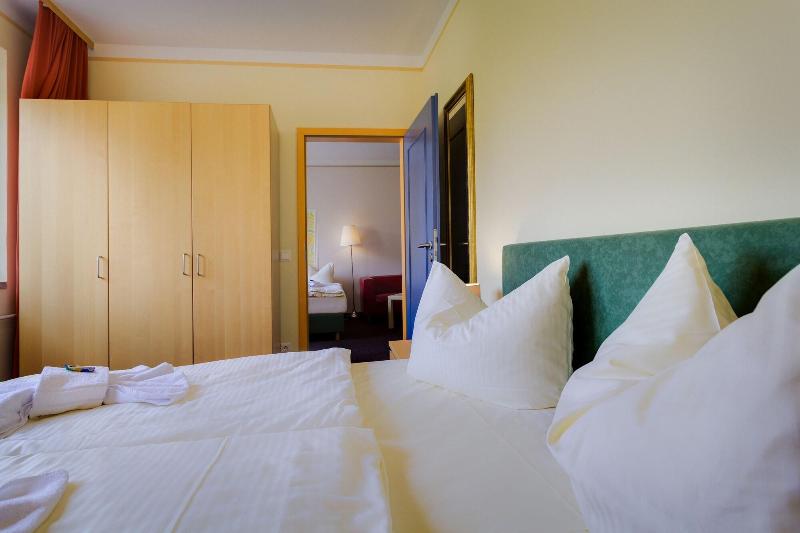 Hotel Schloss Nebra image