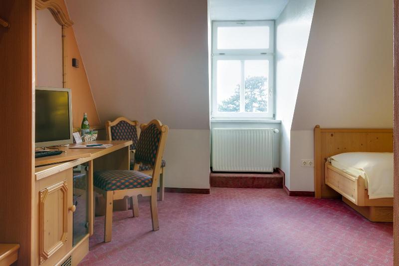 Hotel Schloss Nebra image