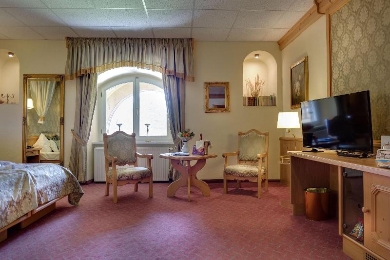Hotel Schloss Nebra image