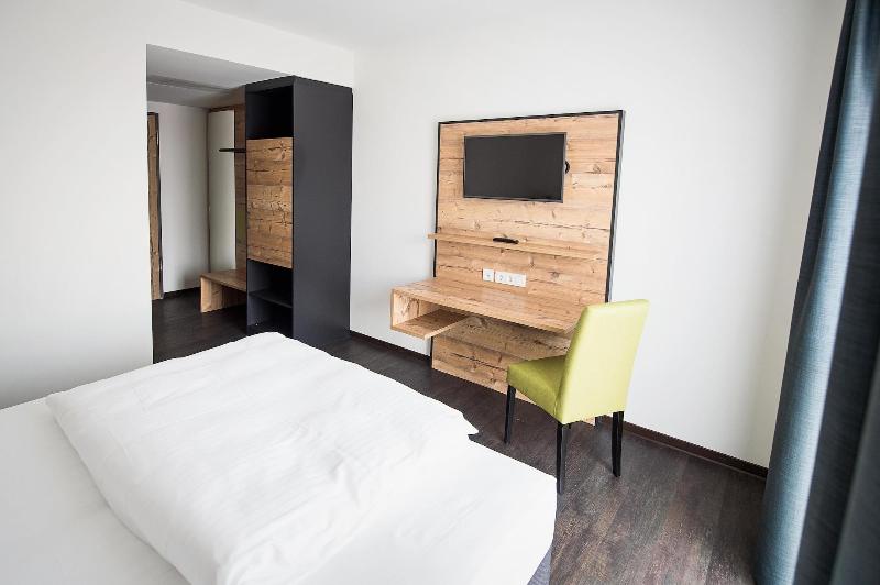 Alb Inn – Hotel & Apartments image