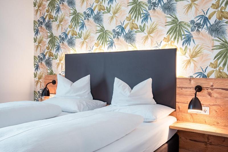 Alb Inn – Hotel & Apartments image