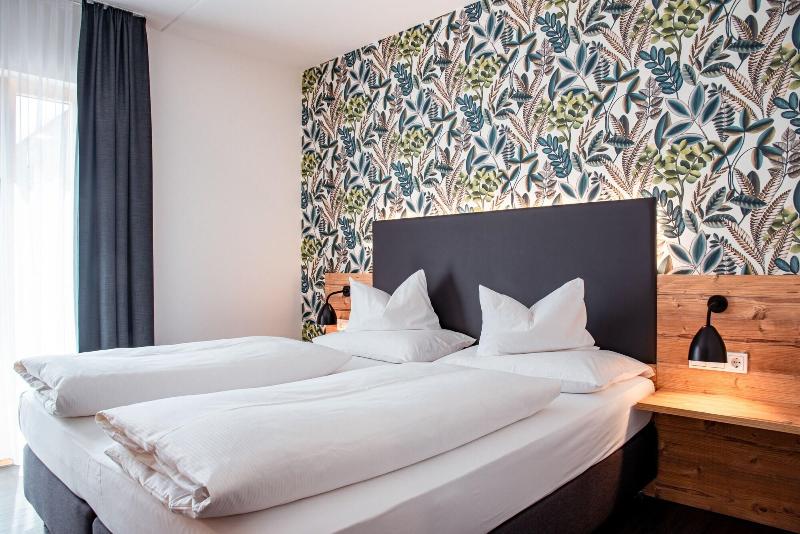 Alb Inn – Hotel & Apartments image