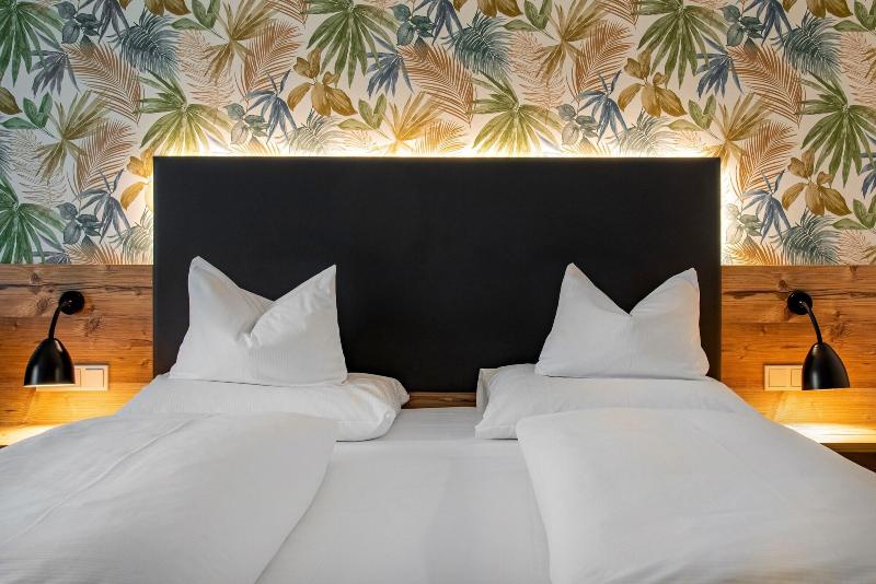 Alb Inn – Hotel & Apartments image