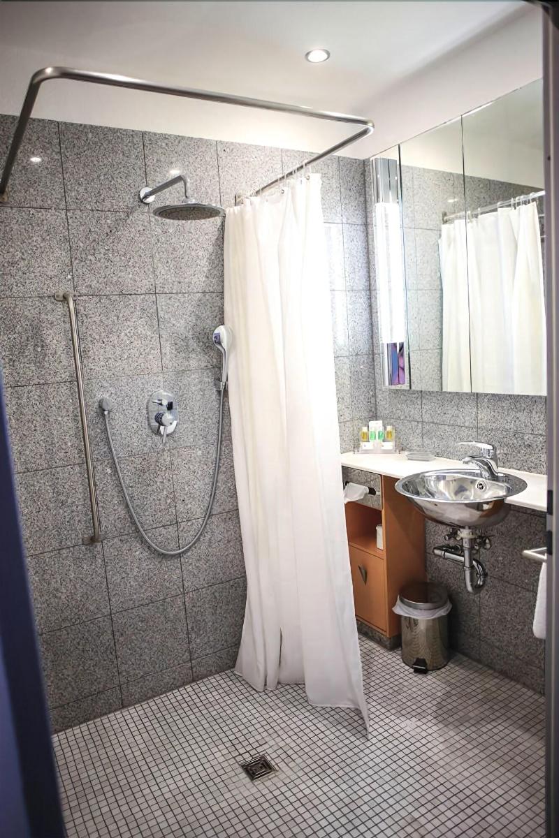 Hotel Arina image