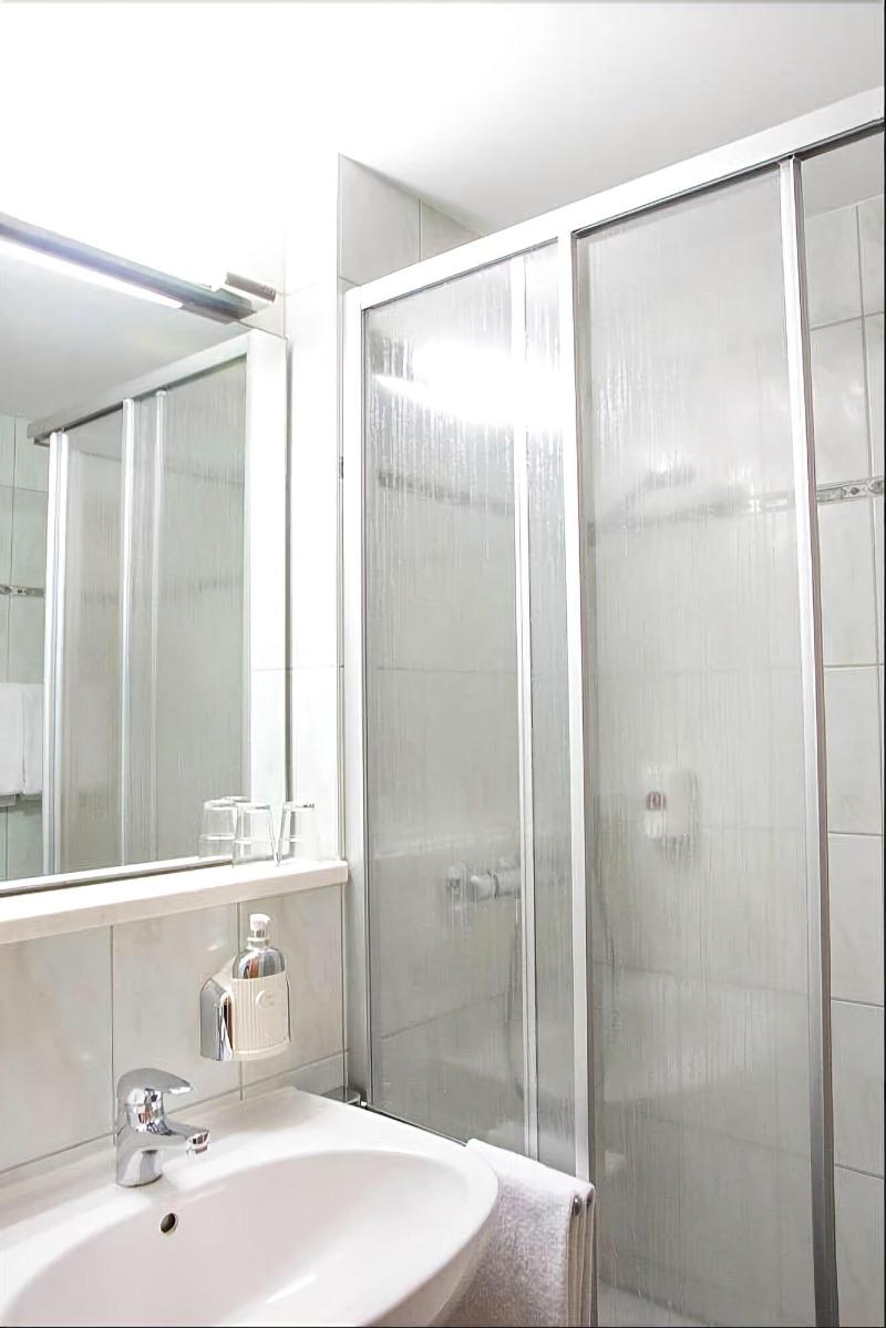 Miratel Hotel image