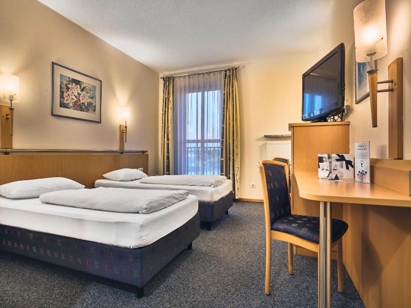 Miratel Hotel image