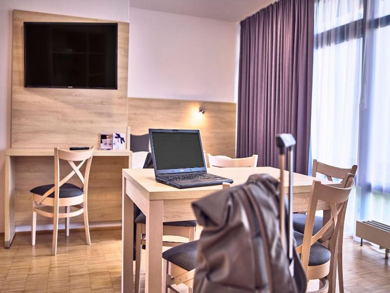 Miratel Hotel image