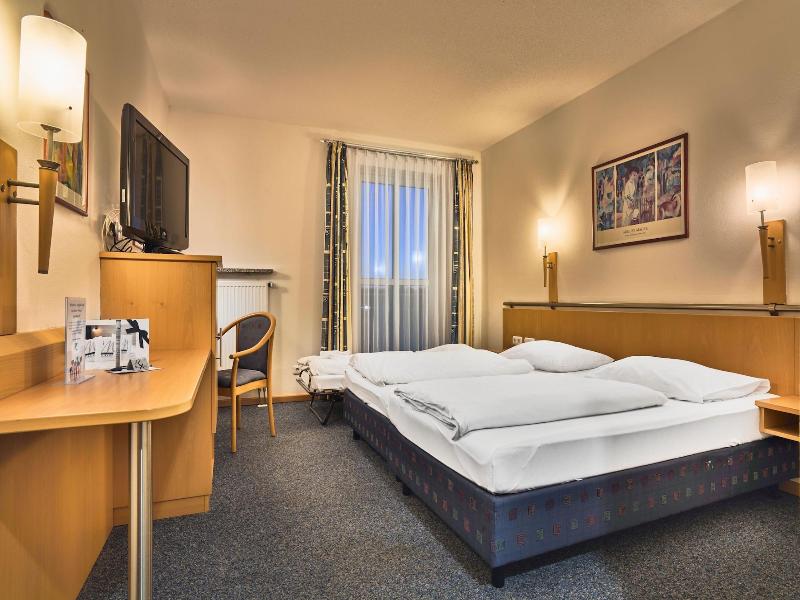 Miratel Hotel image