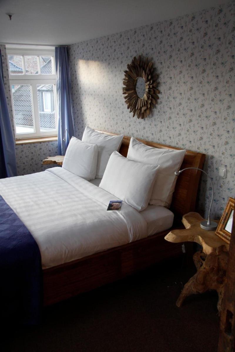 Zur Ewigen Lampe At Hemingway Trail image