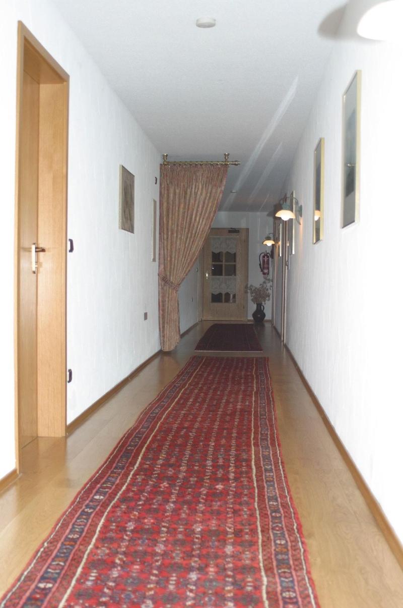 Zum Lindenbaum image