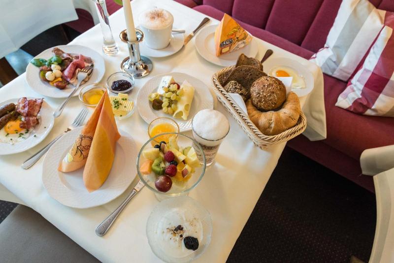 Hotel Starke image