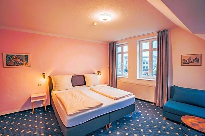 Hotel Starke image