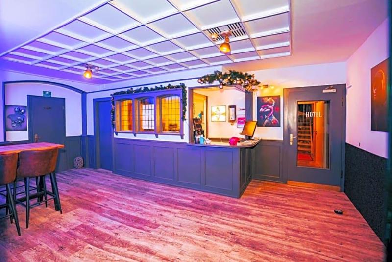 Hotel Starke image