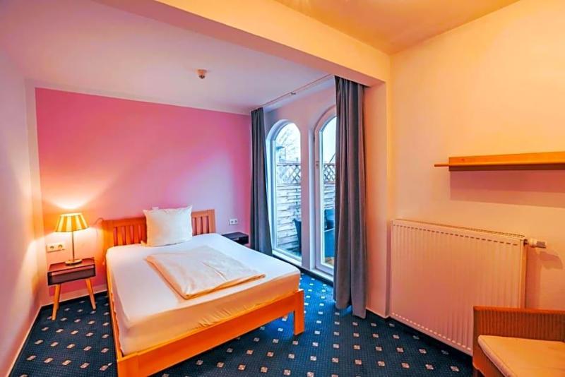 Hotel Starke image