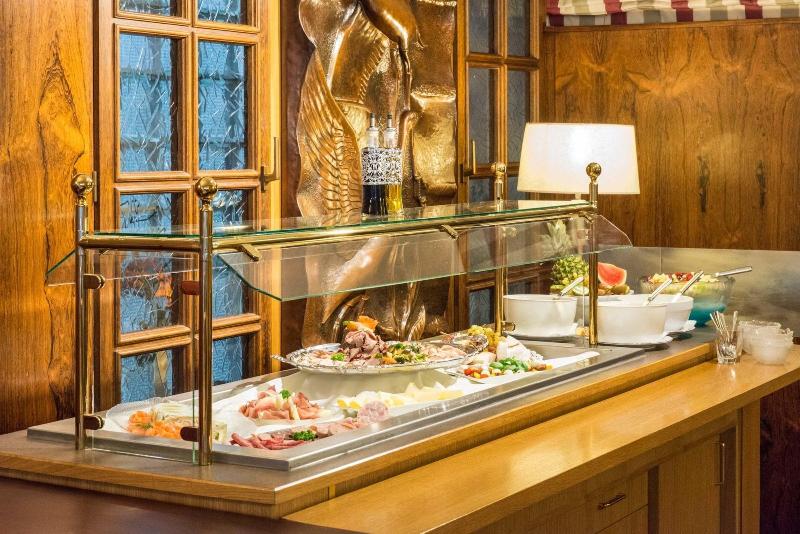 Hotel Starke image