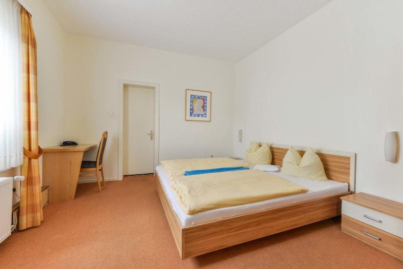 Hotel Starke image