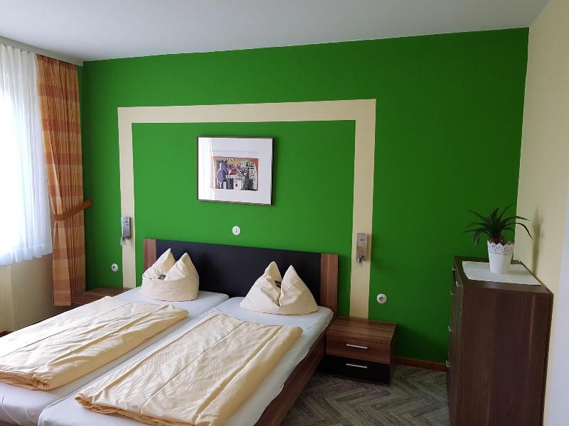 Hotel Starke image