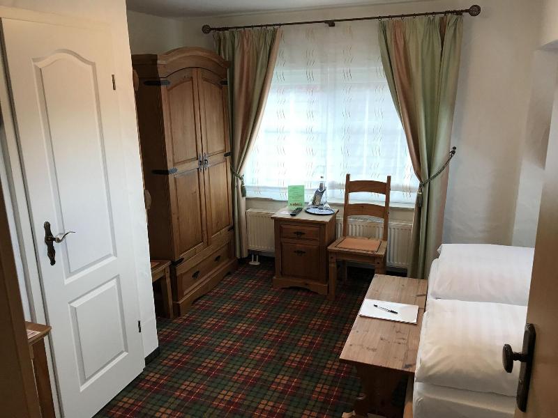 Pension Zum Schlangenkoenig image