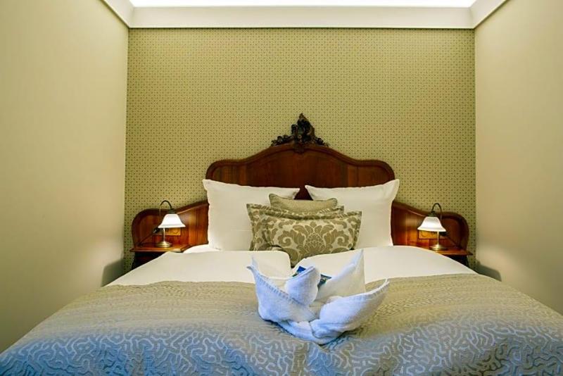 Hotel Villa Altenburg image
