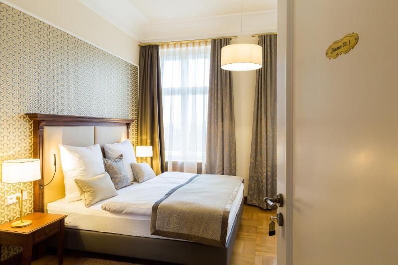 Hotel Villa Altenburg image