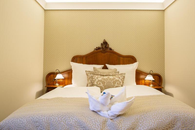 Hotel Villa Altenburg image